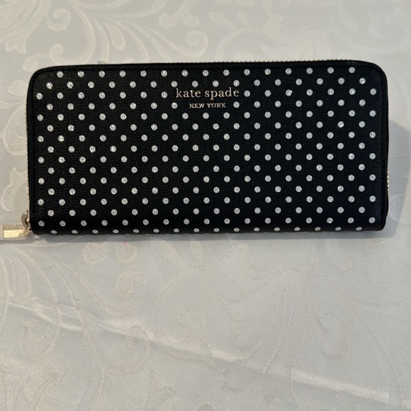 ♠️Kate spade New York spencer metallic dot slim continental wallet. - Picture 7 of 13
